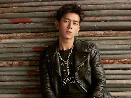 大锤明星吃瓜图片,揭秘娱乐圈幕后真相